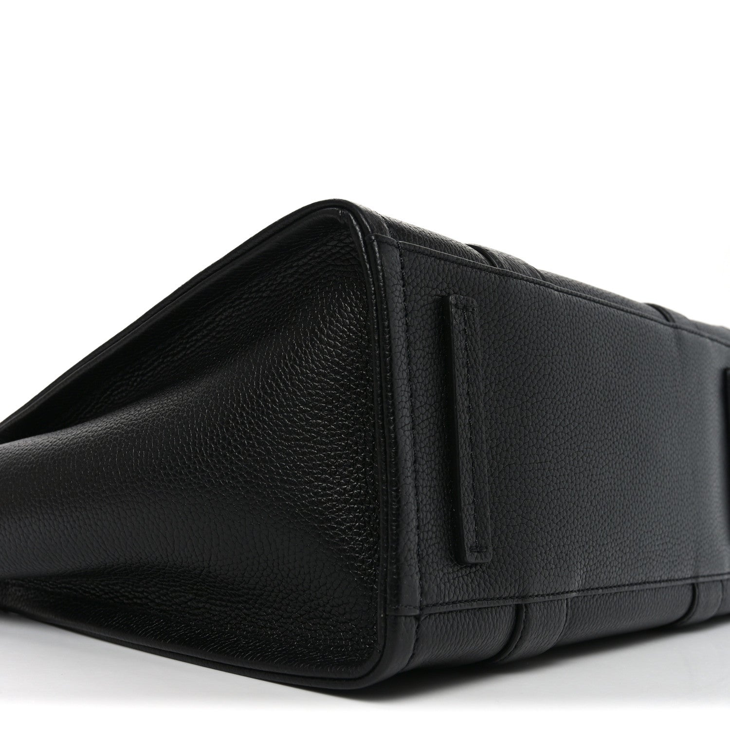Grained Calfskin Medium The Tote Bag Black