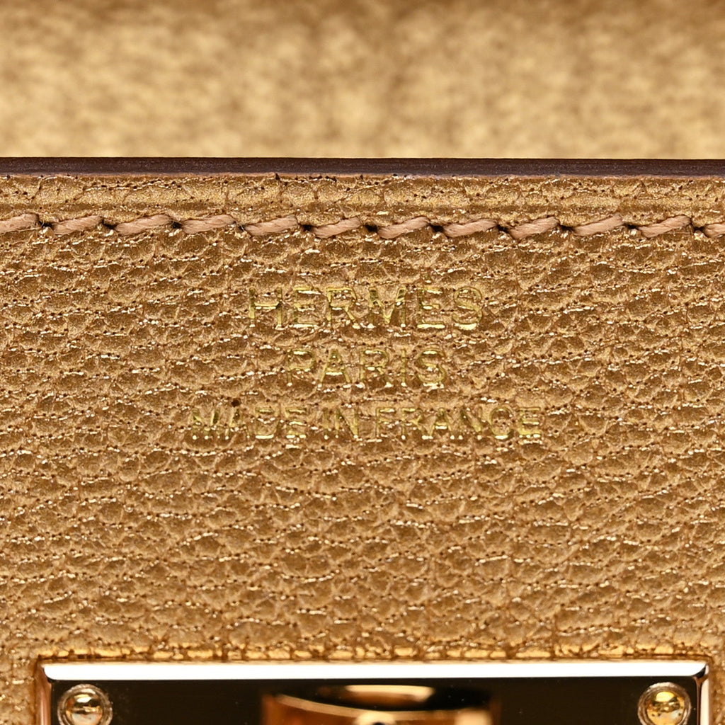 Metallic Chevre Chamkilight Kelly Wallet To Go Dore
