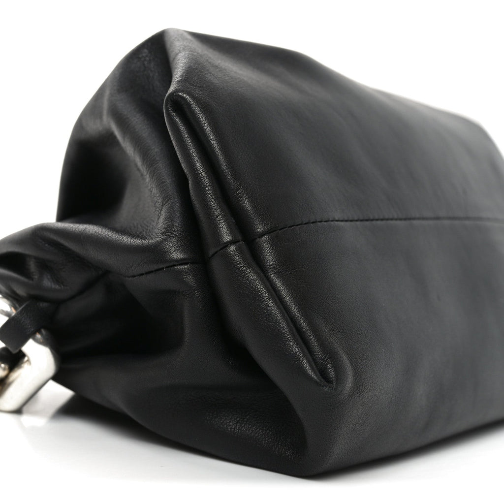 Calfskin The Pouch Chain Black