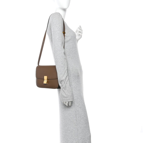 Box Calfskin Medium Classic Box Flap Bag Camel