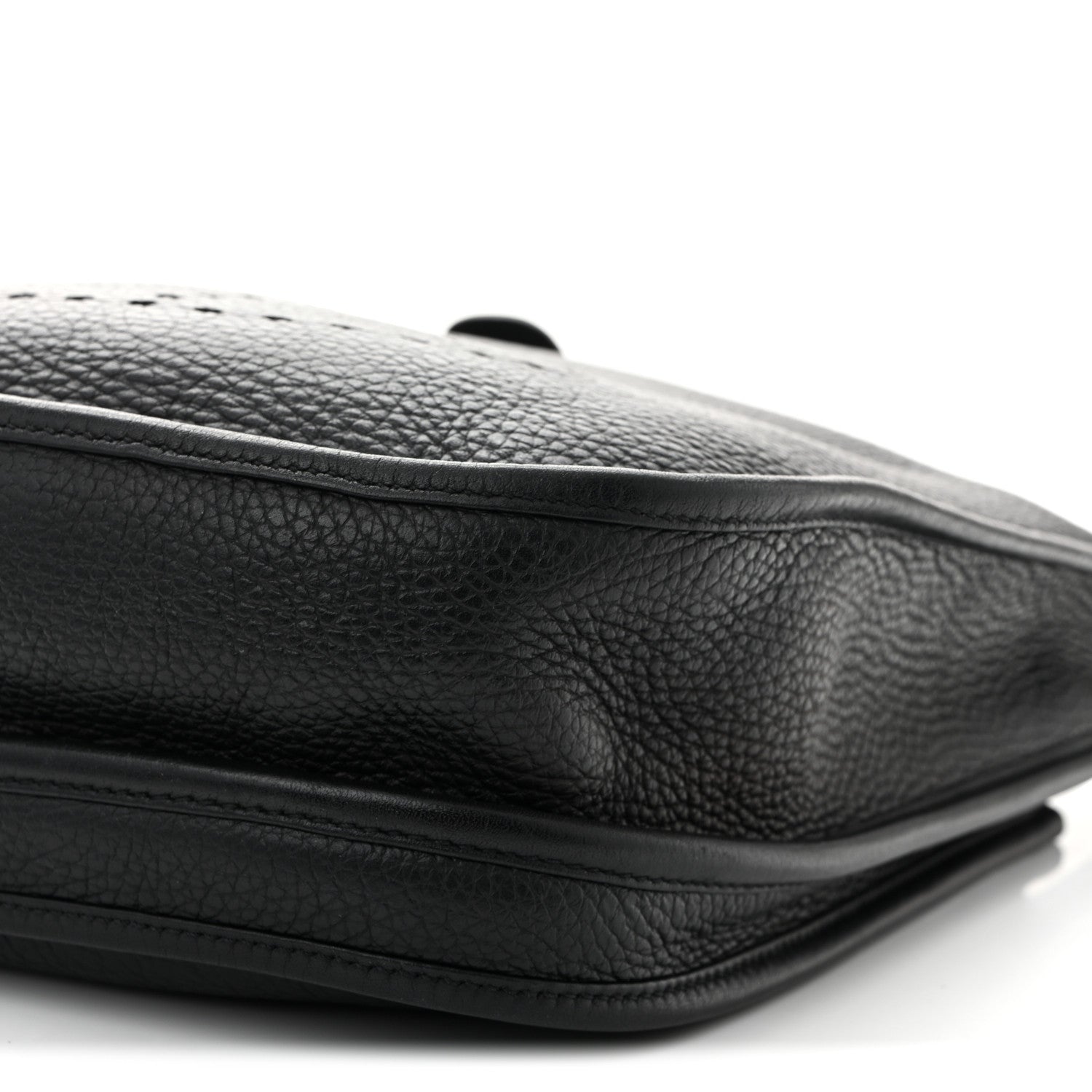 Taurillon Clemence Evelyne III PM Black