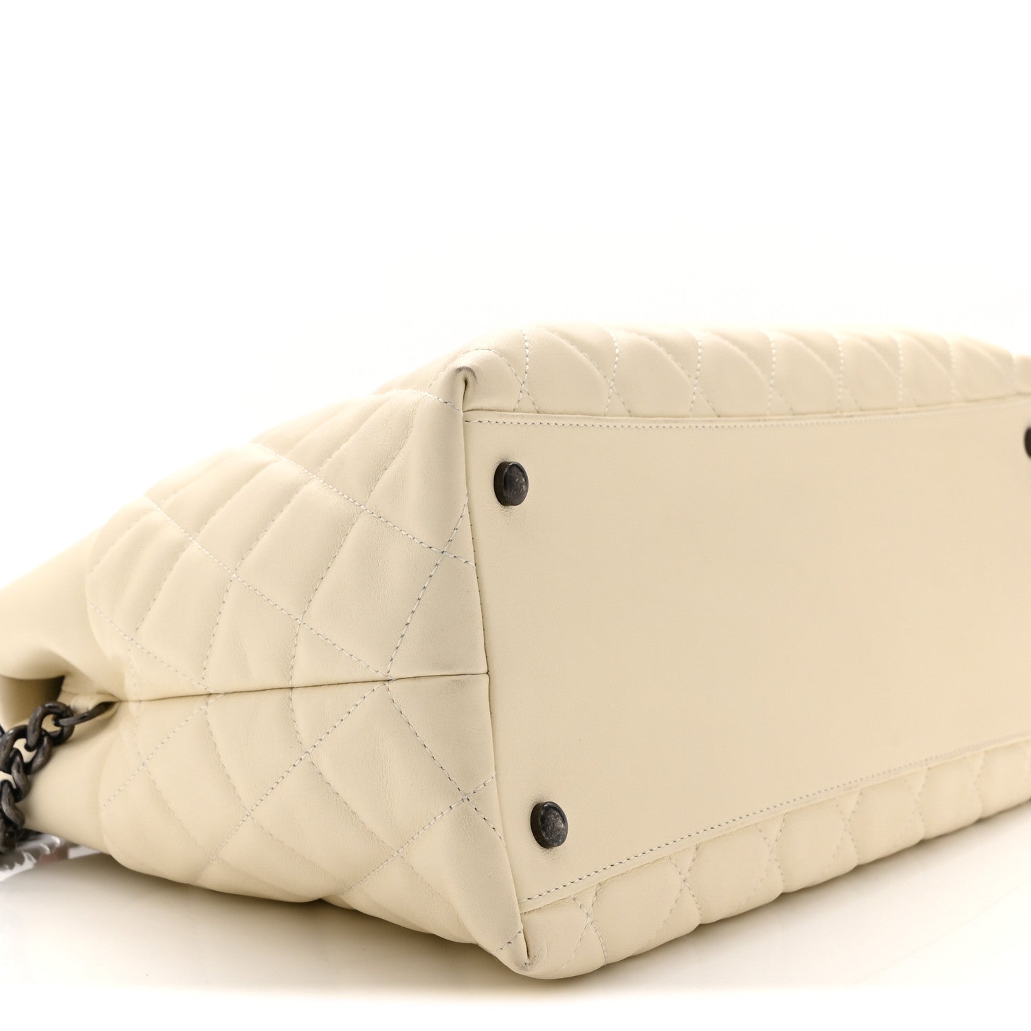 Calfskin Tweed Quilted Large Portobello Tote White Multicolor