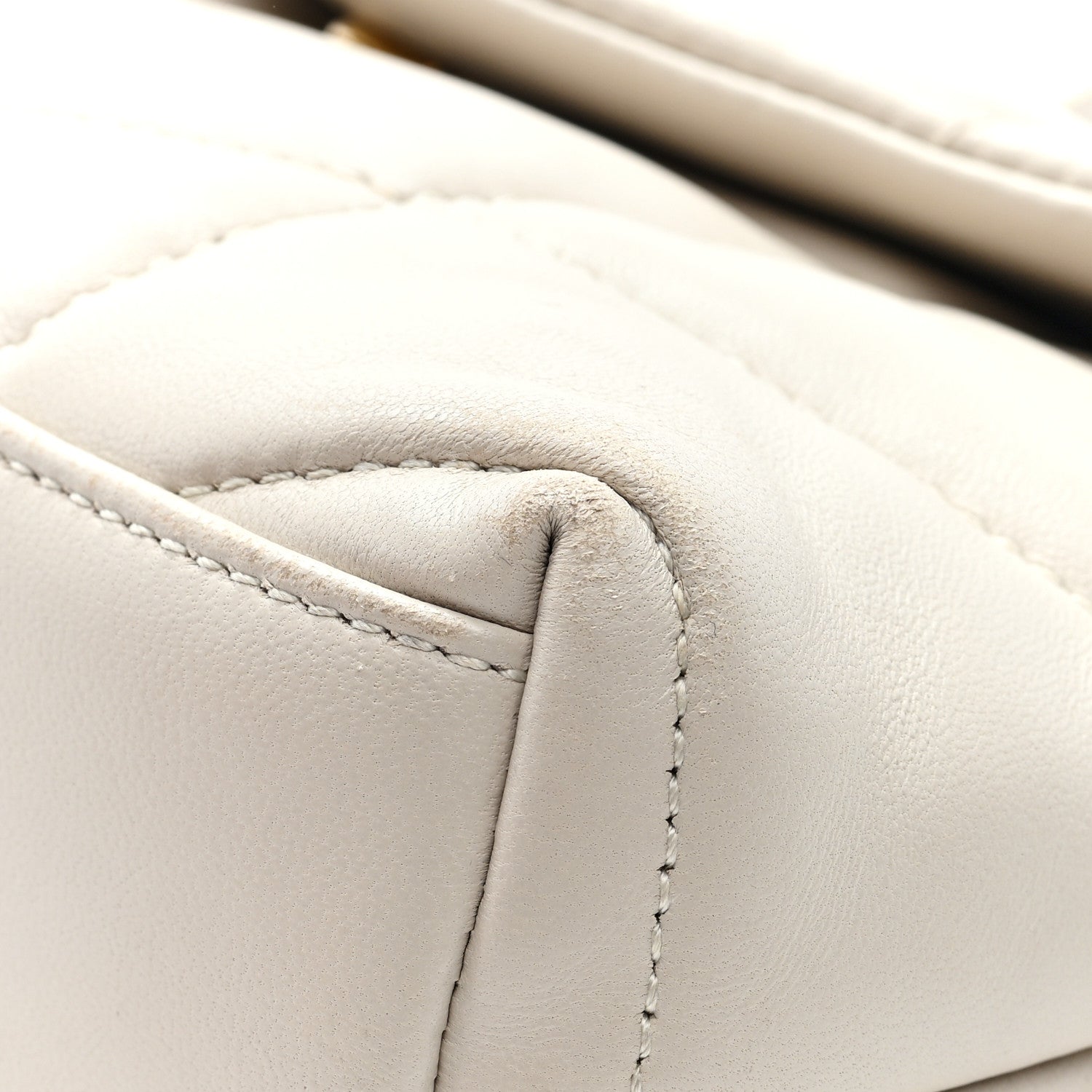 Lambskin Quilted Toy Loulou Puffer Monogram Chain Satchel Blanc Vintage