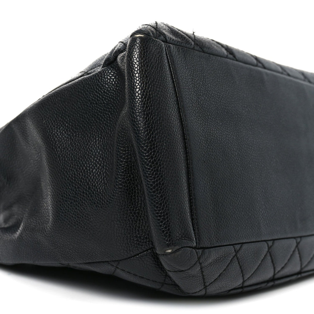 Caviar Quilted Grand Shopping Tote GST Black