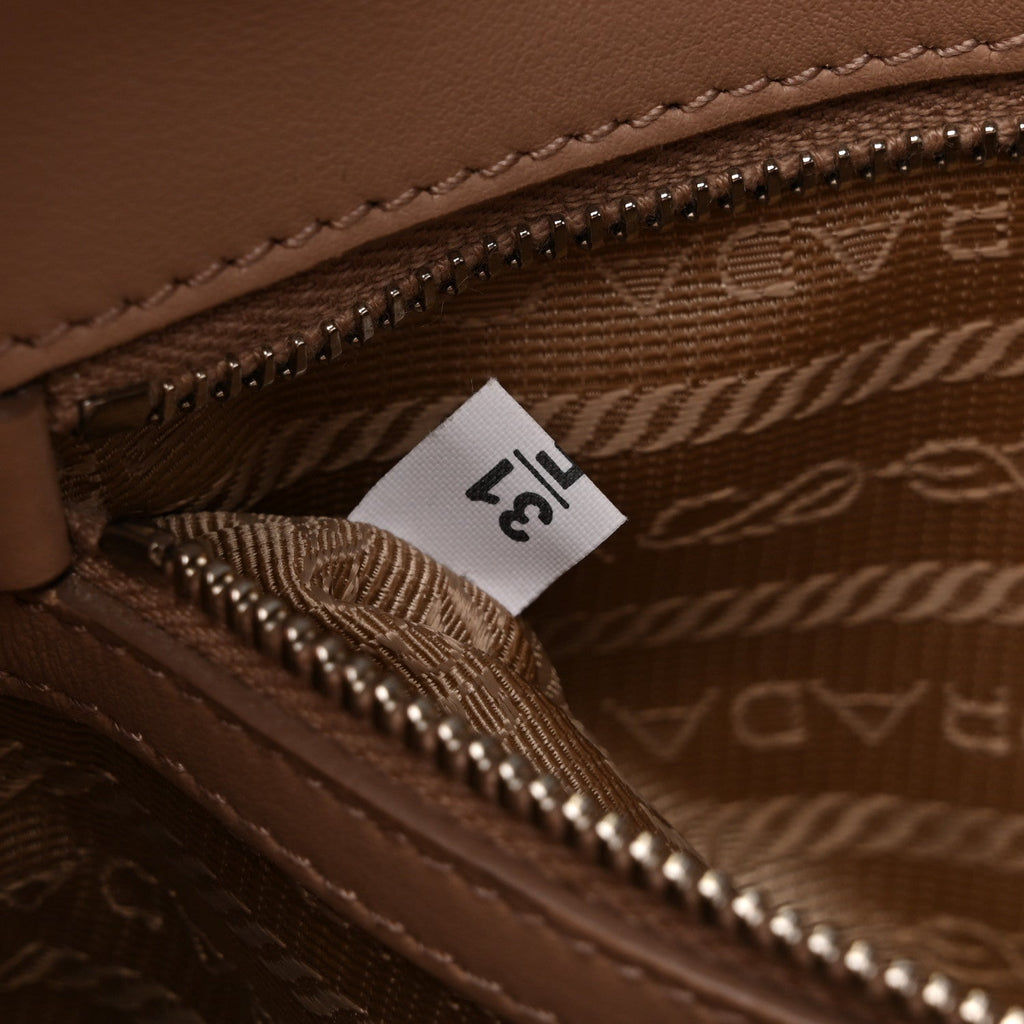 Soft Calfskin Diagramme Camera Bag Cipria