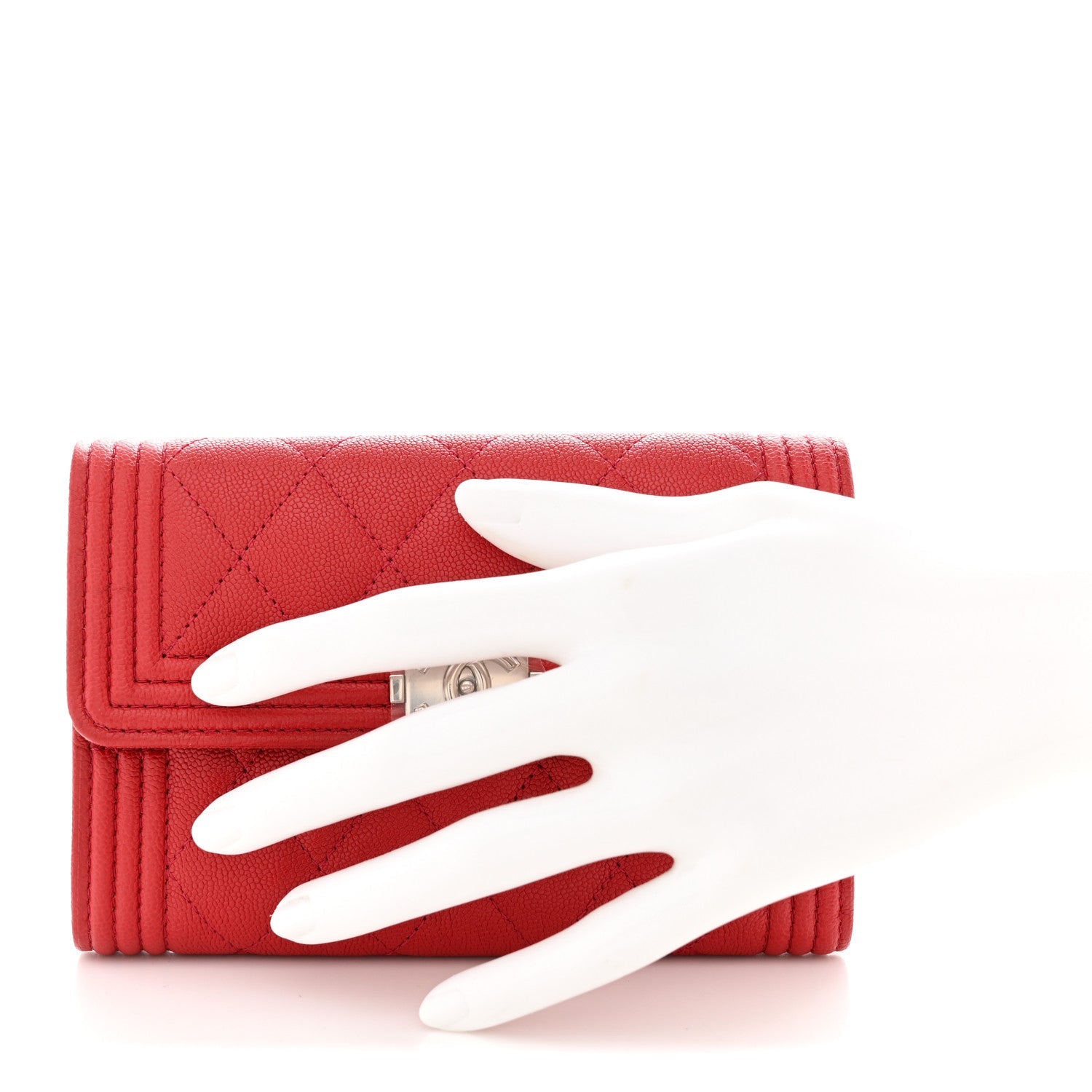 Caviar Quilted Medium Boy Flap Wallet Red
