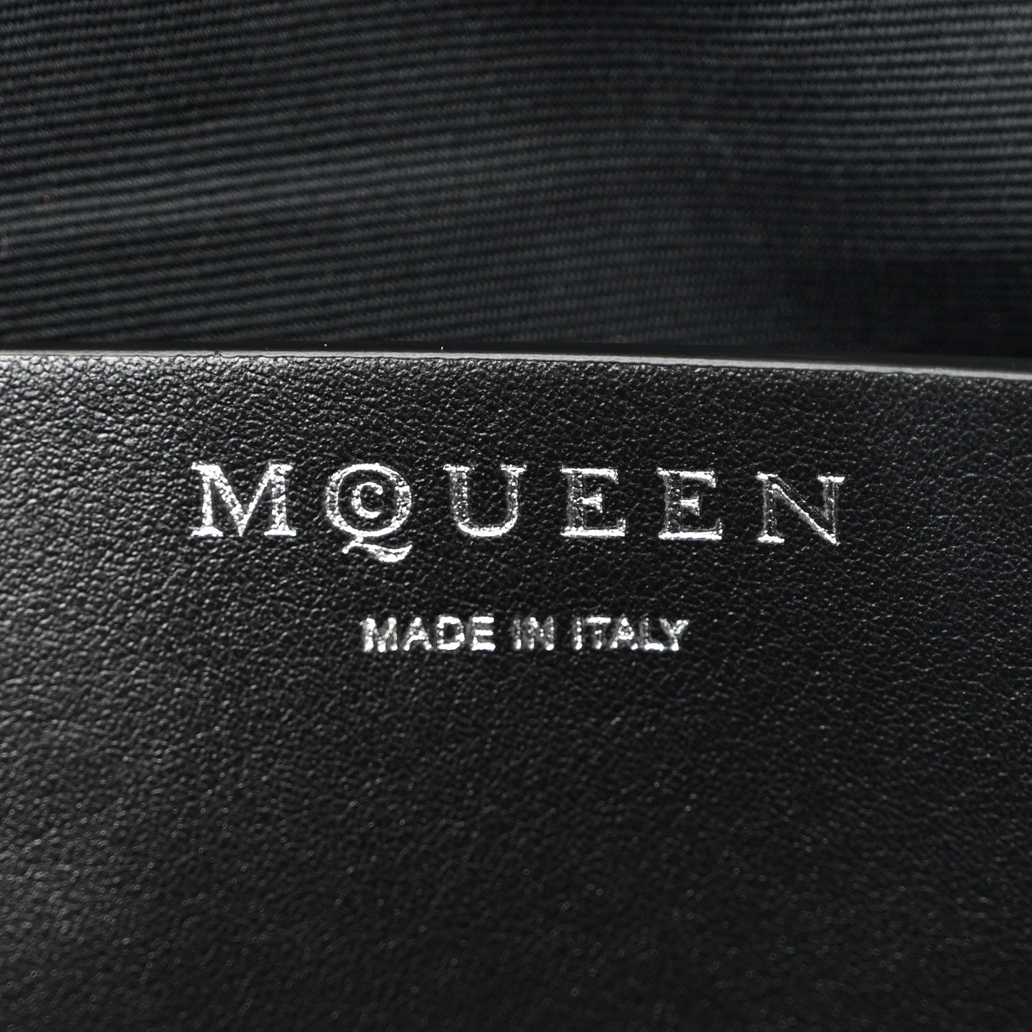 Calfskin The Manta Bag Black Black