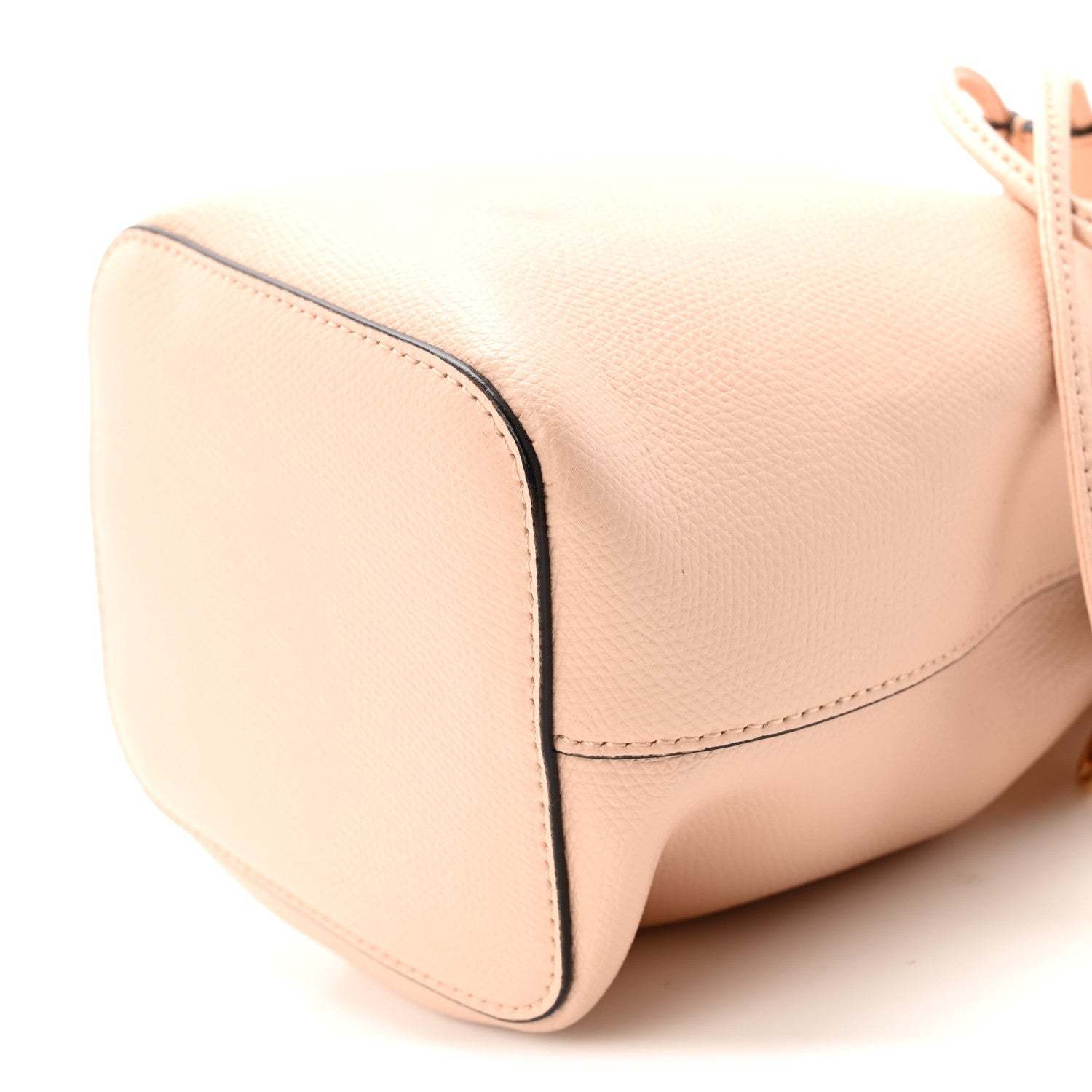 Vitello Cruise F is Fendi Mini Mon Tresor Bucket Bag Light Rose