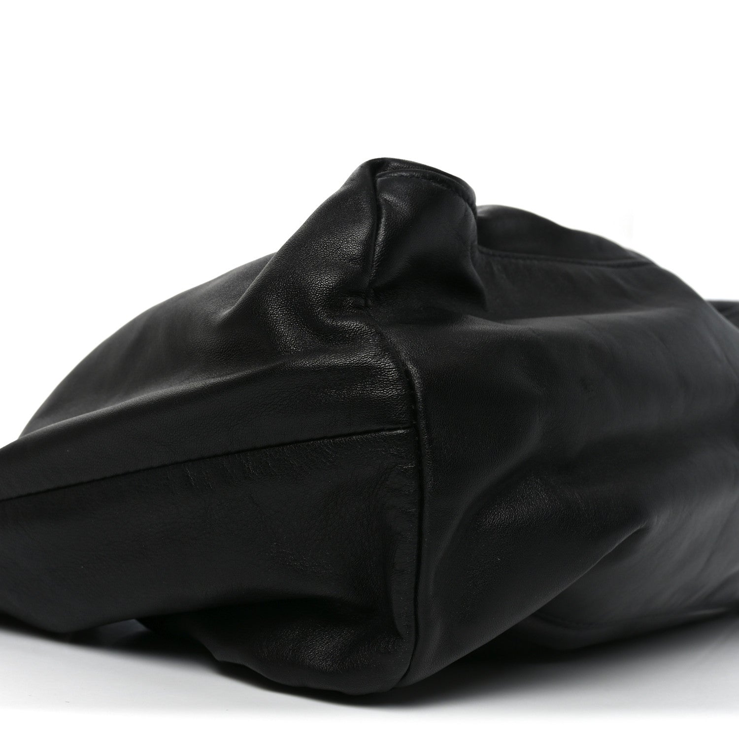 Soft Calf Chain Tote Black