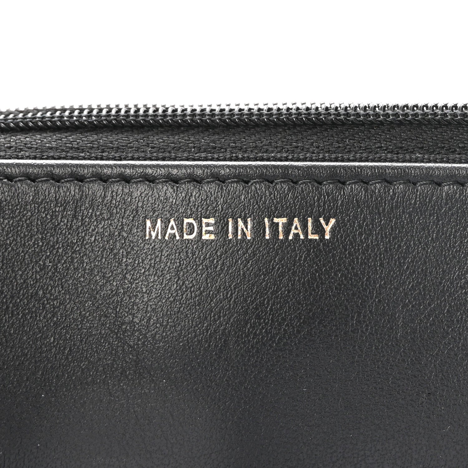 Caviar Quilted Medallion Wallet on Chain WOC Black