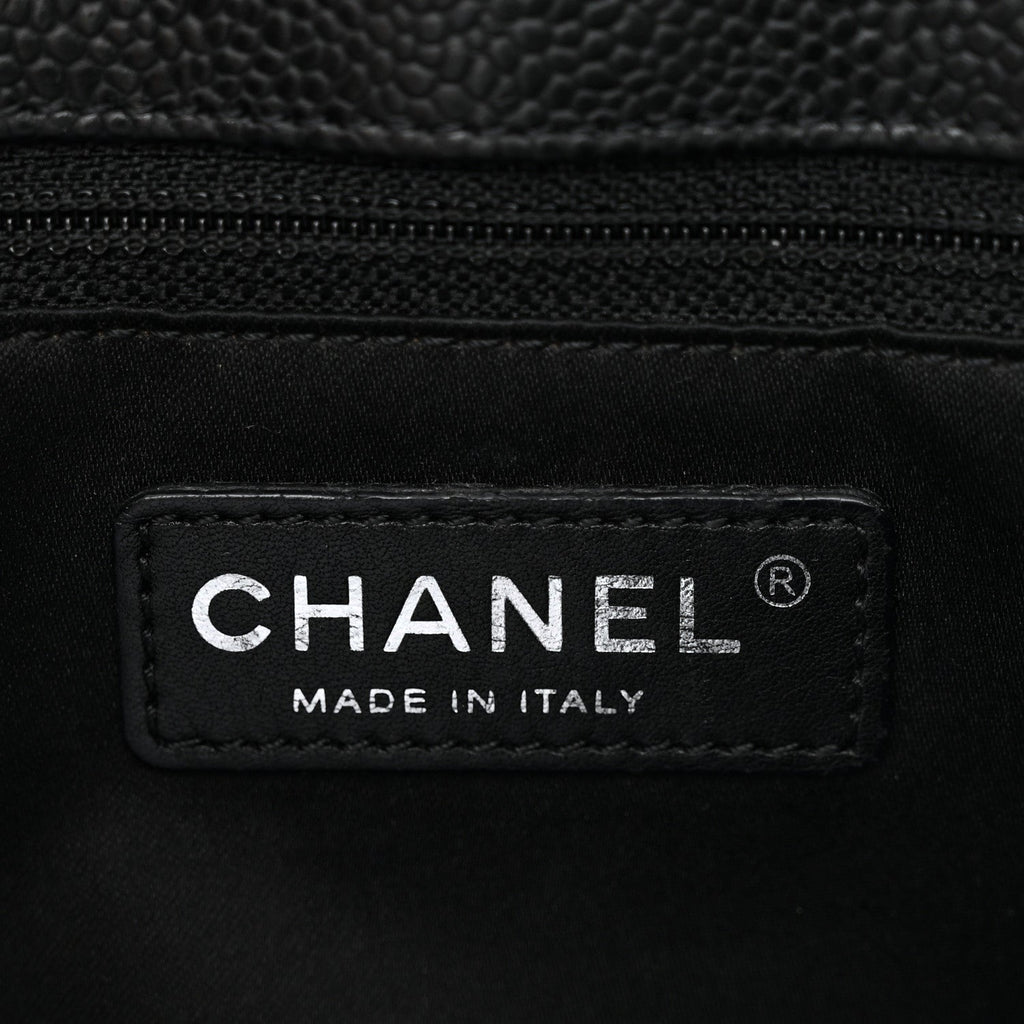 Caviar Quilted Grand Shopping Tote GST Black
