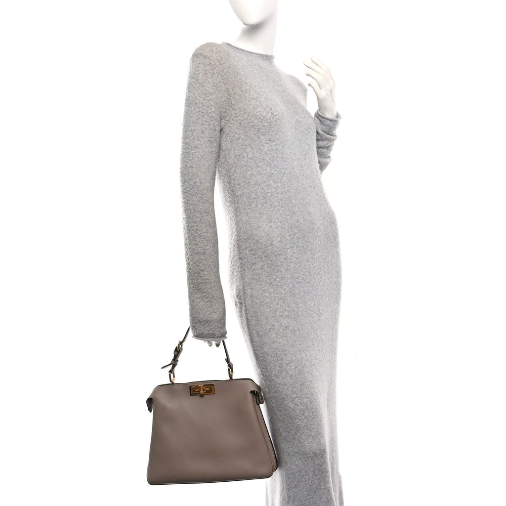 Vitello Medium Soft Peekaboo  Dove Gray