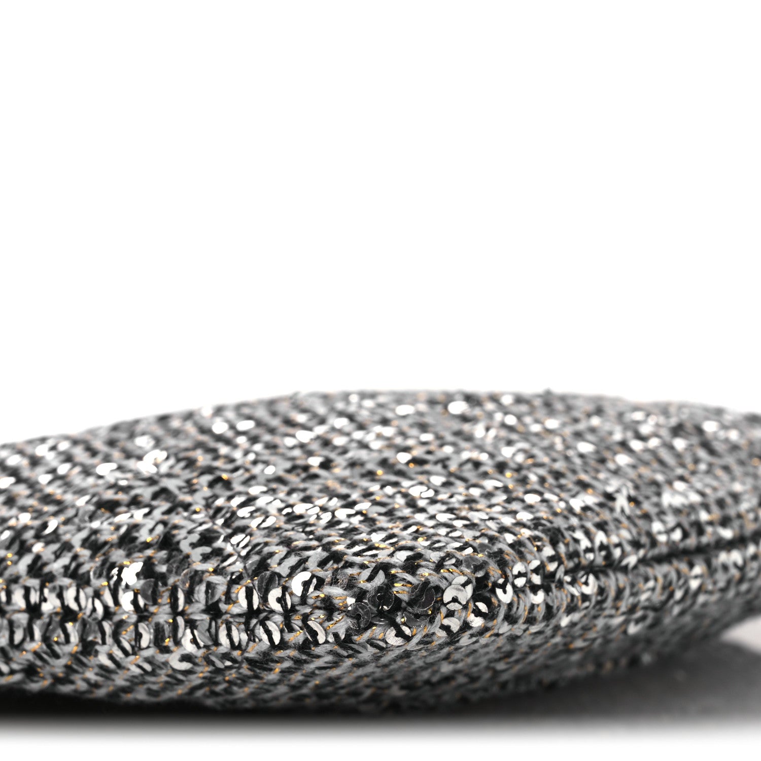 Sequins Medium 19 Pouch Silver