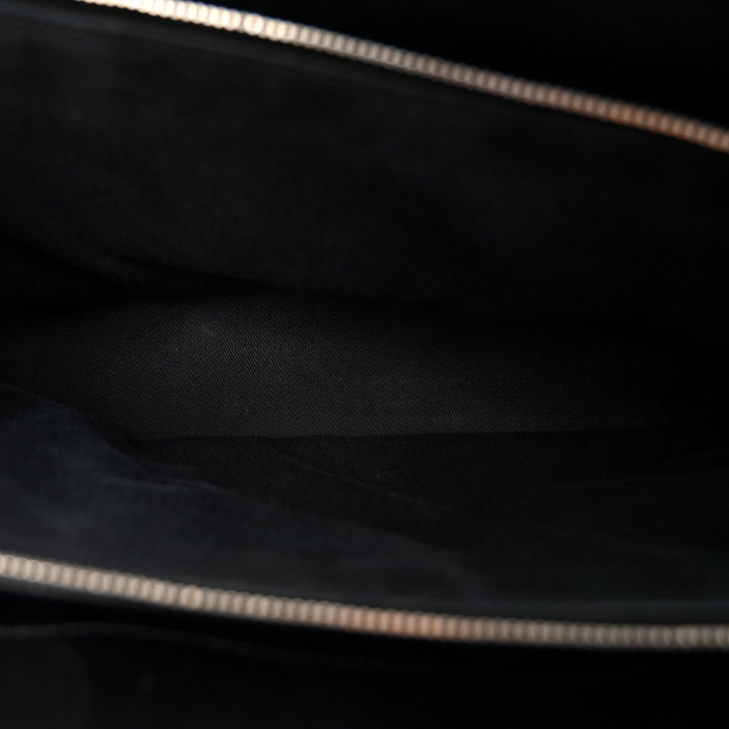 Caviar Quilted CC Timeless Soft Tote Black