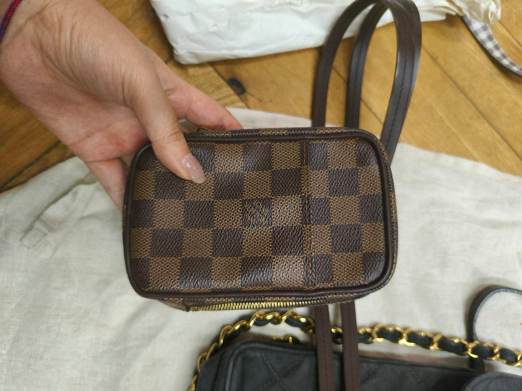 Louis Vuitton Etui Okapi Damier Shoulder Bag