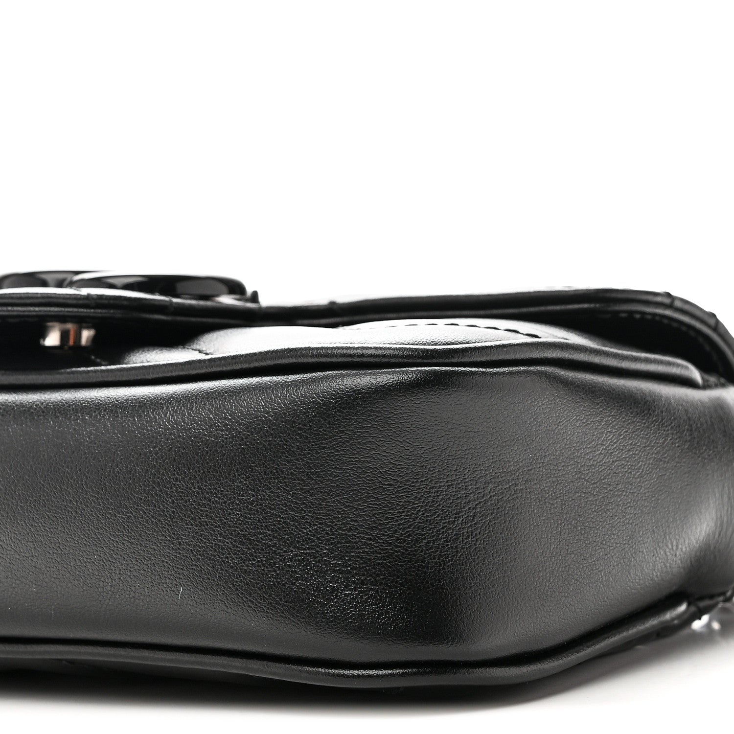 Calfskin Matelasse Monochrome GG Marmont Chain Belt Bag Black