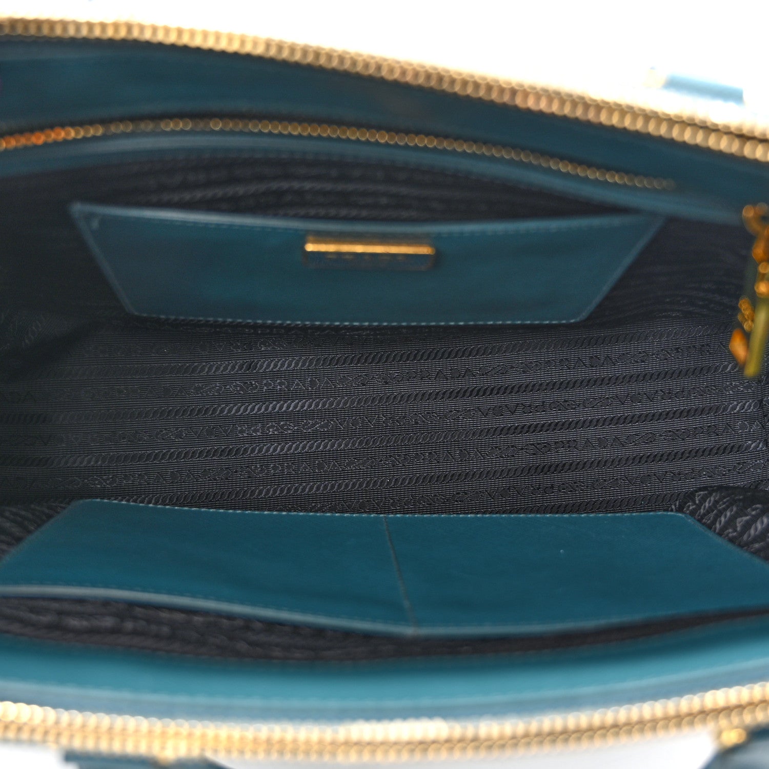 Saffiano Medium Galleria Double Zip Tote Ottanio