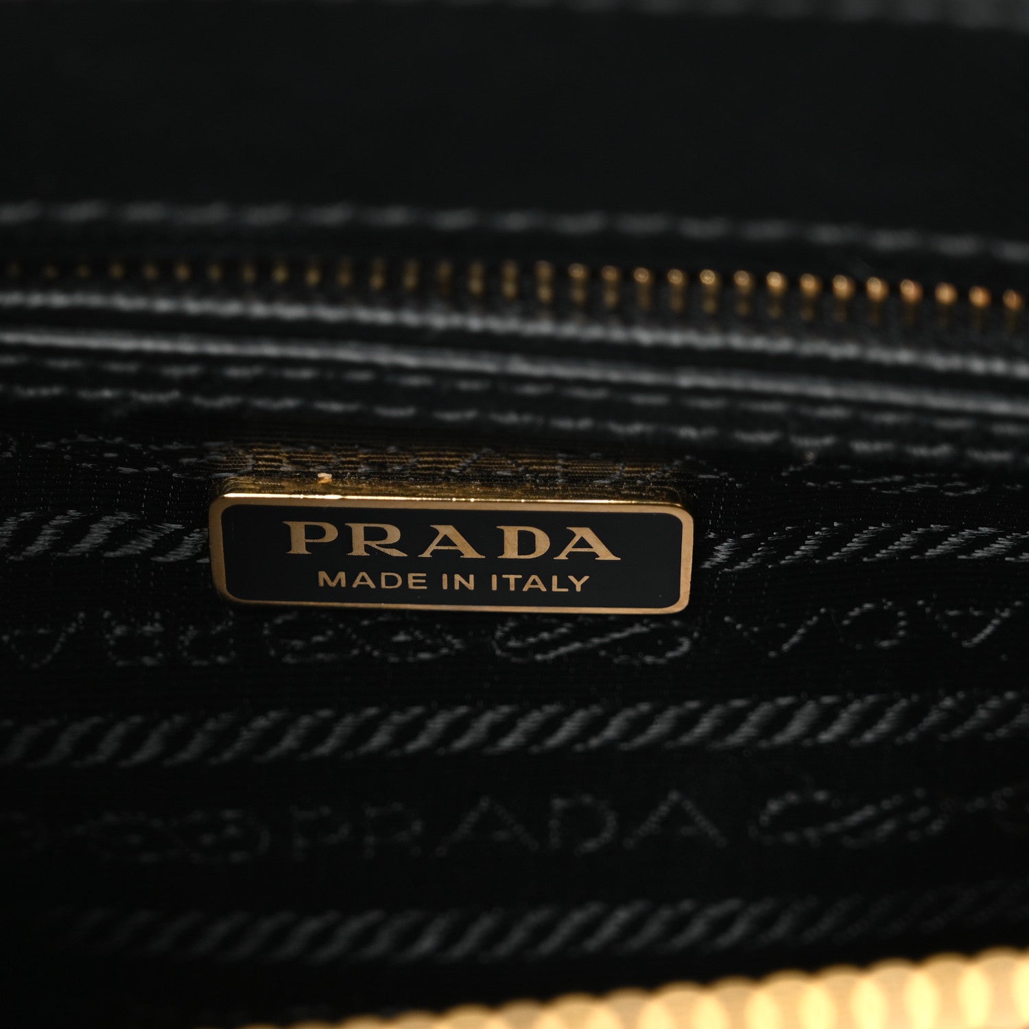 Saffiano Lux Mini Galleria Double Zip Tote Black