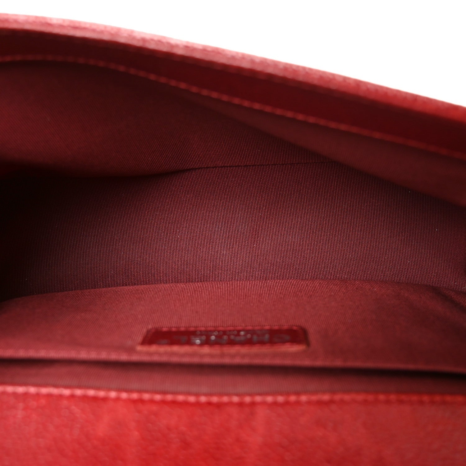 Caviar Quilted Medium Boy Flap Dark Red