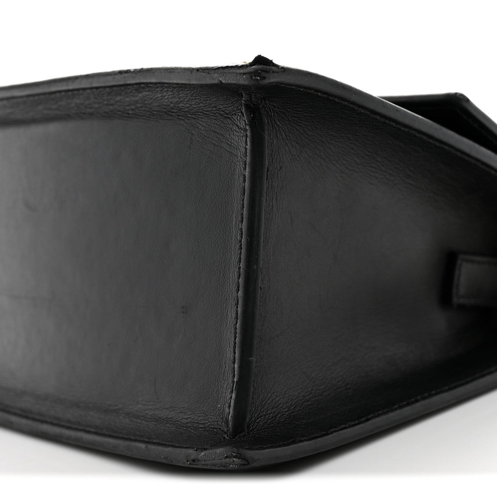 Smooth Calfskin Le Grand Chiquito Black