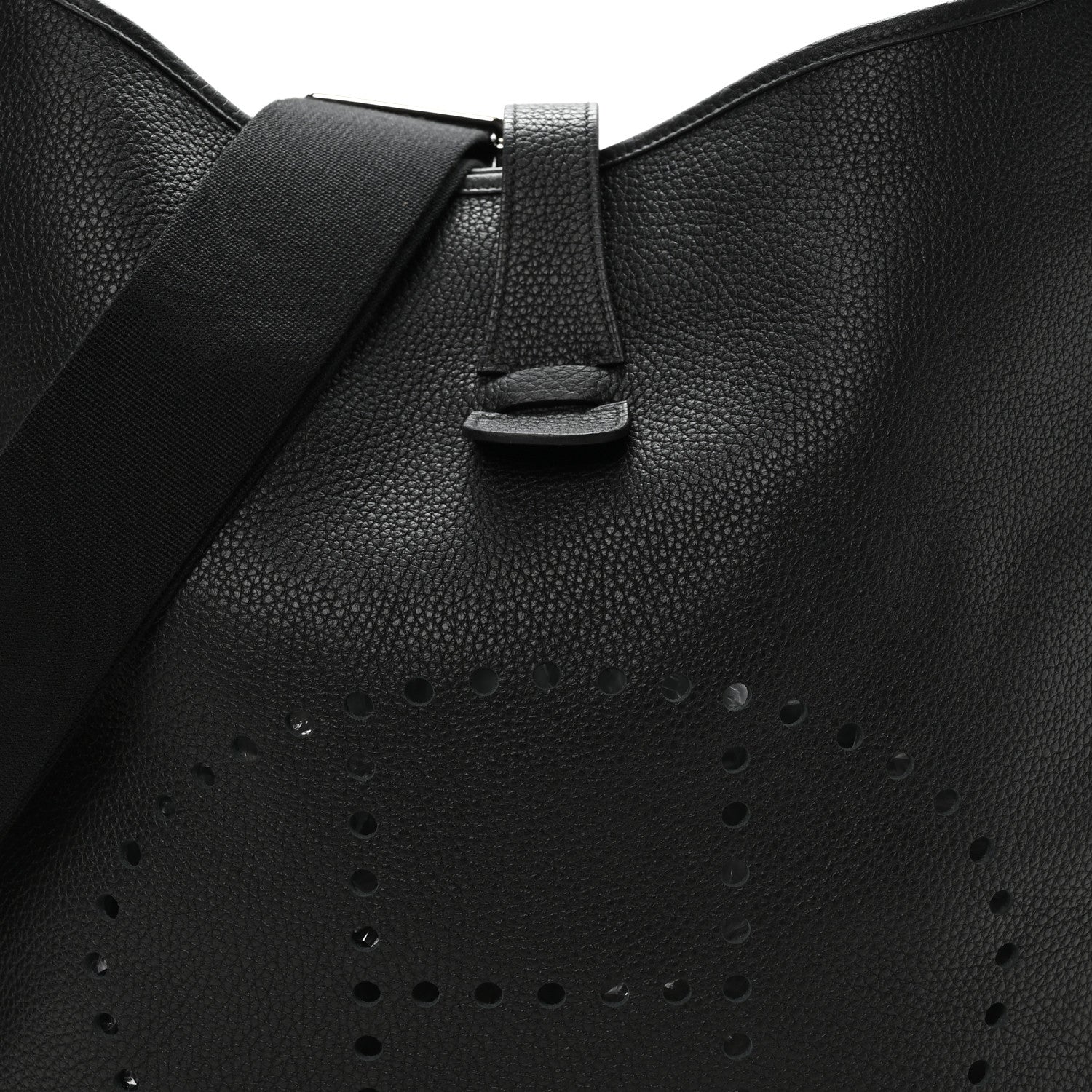 Taurillon Clemence Evelyne III TGM Black