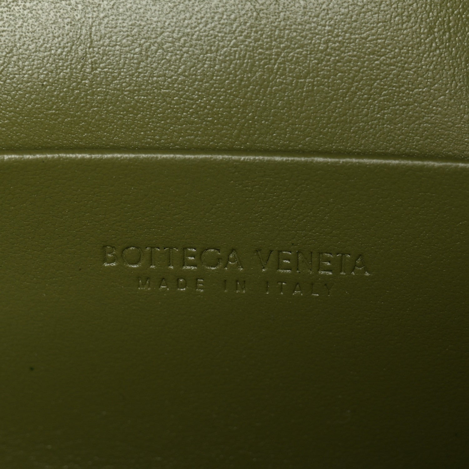 Calfskin Intrecciato Bang Bang Vanity Case Matcha