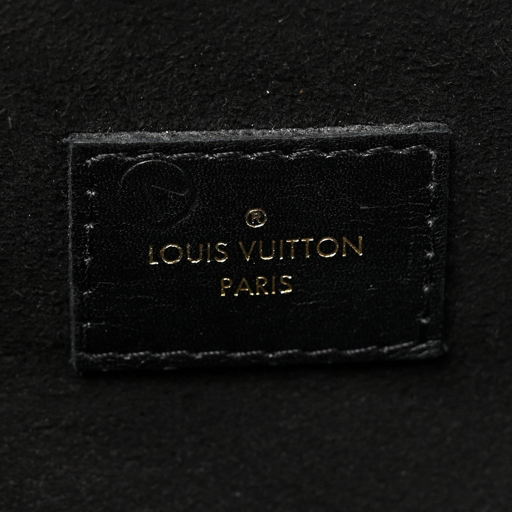 Reverse Monogram Pochette Metis