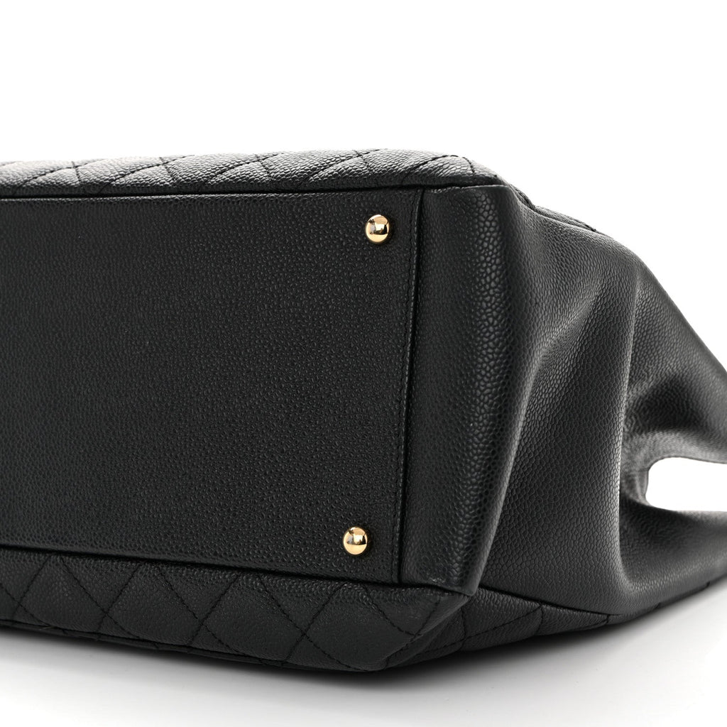 Caviar Quilted XL Grand Shopping Tote GST Black