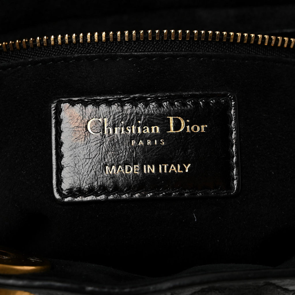 Crinkled Patent Cannage Medium Bohemian Lady Dior Black
