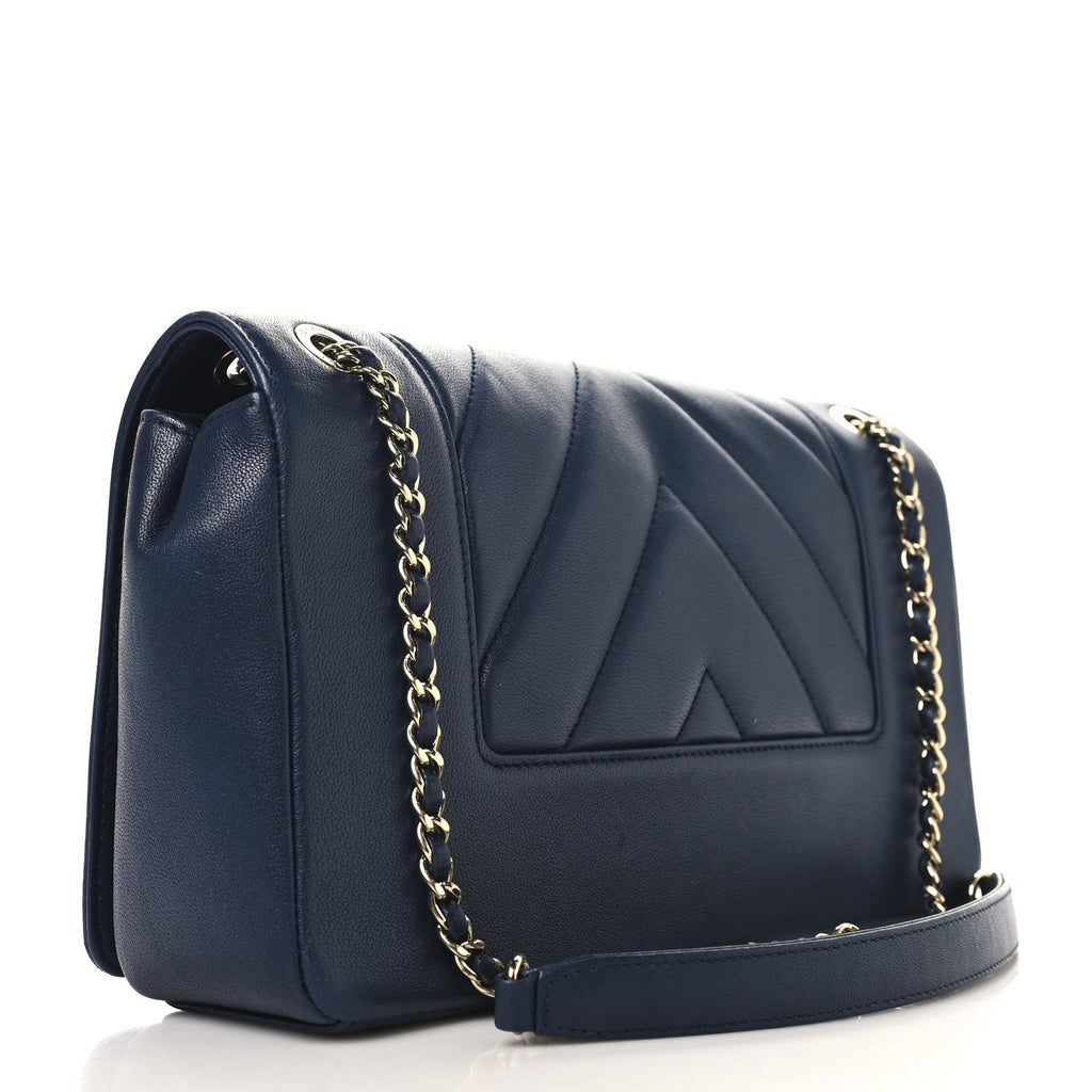 Sheepskin Chevron Quilted Medium Vintage Mademoiselle Flap Navy