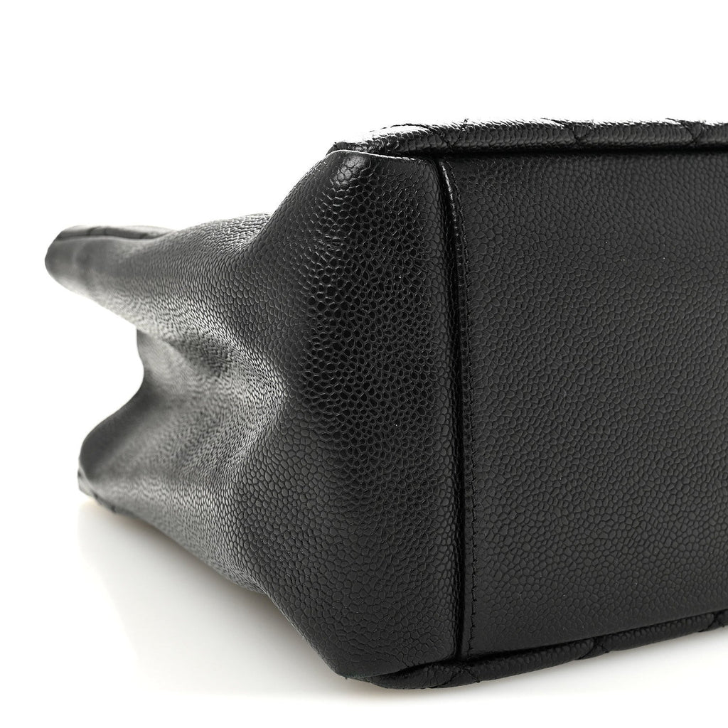 Caviar Large CC Shoulder Bag Black