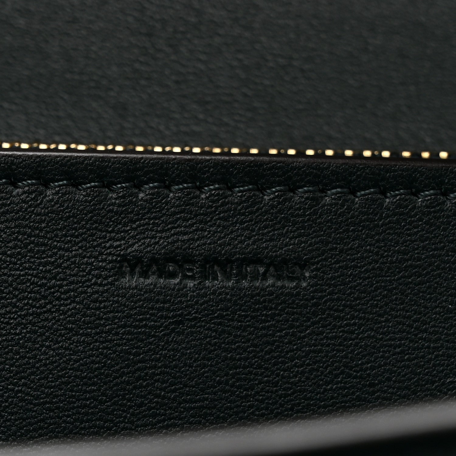 Box Calfskin Classic Box Medium Flap Bag Amazone