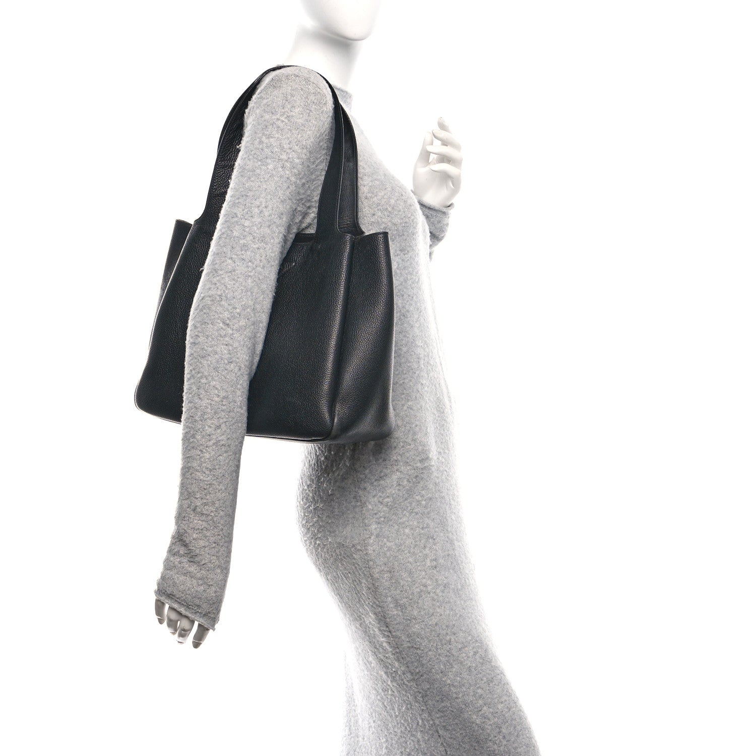 Vitello Daino Soft Large Dynamique Tote Black