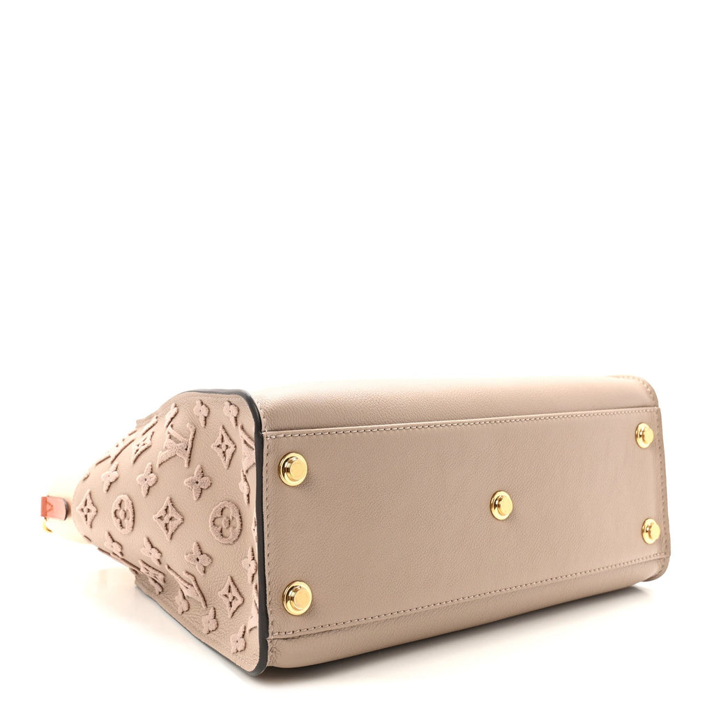 Calfskin Monogram Tufting On My Side Galet