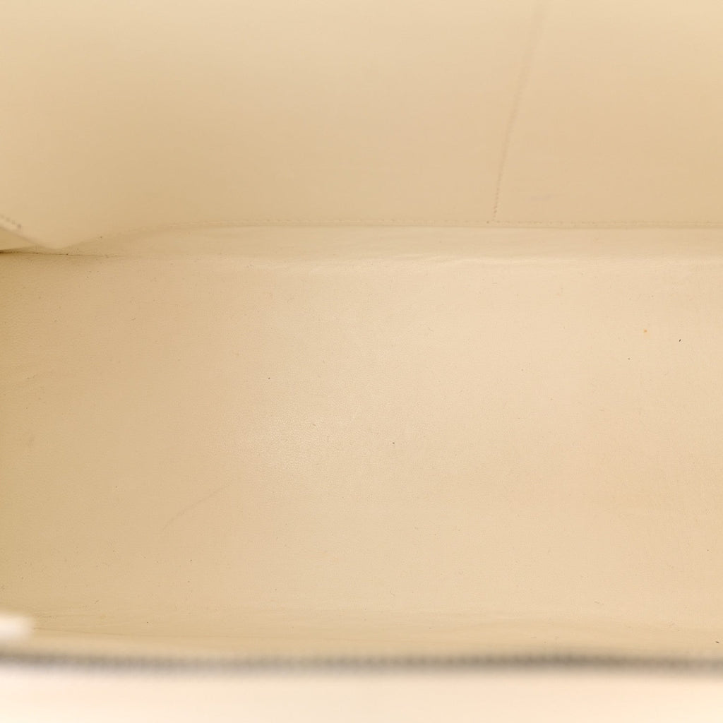 Epsom Kelly Sellier 32 White