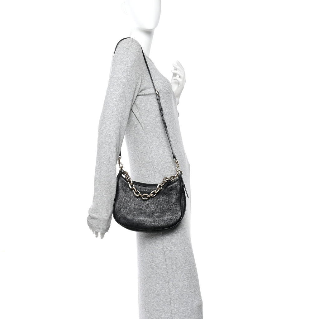 GG Grainy Calfskin Emblem Small Half Moon Shoulder Bag Black