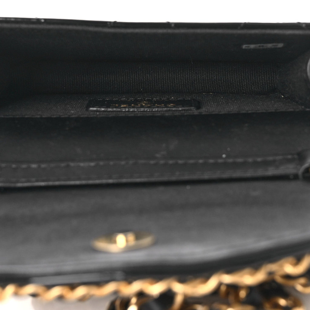 Patent Quilted Chain Around Heart Mini Chain Flap Black