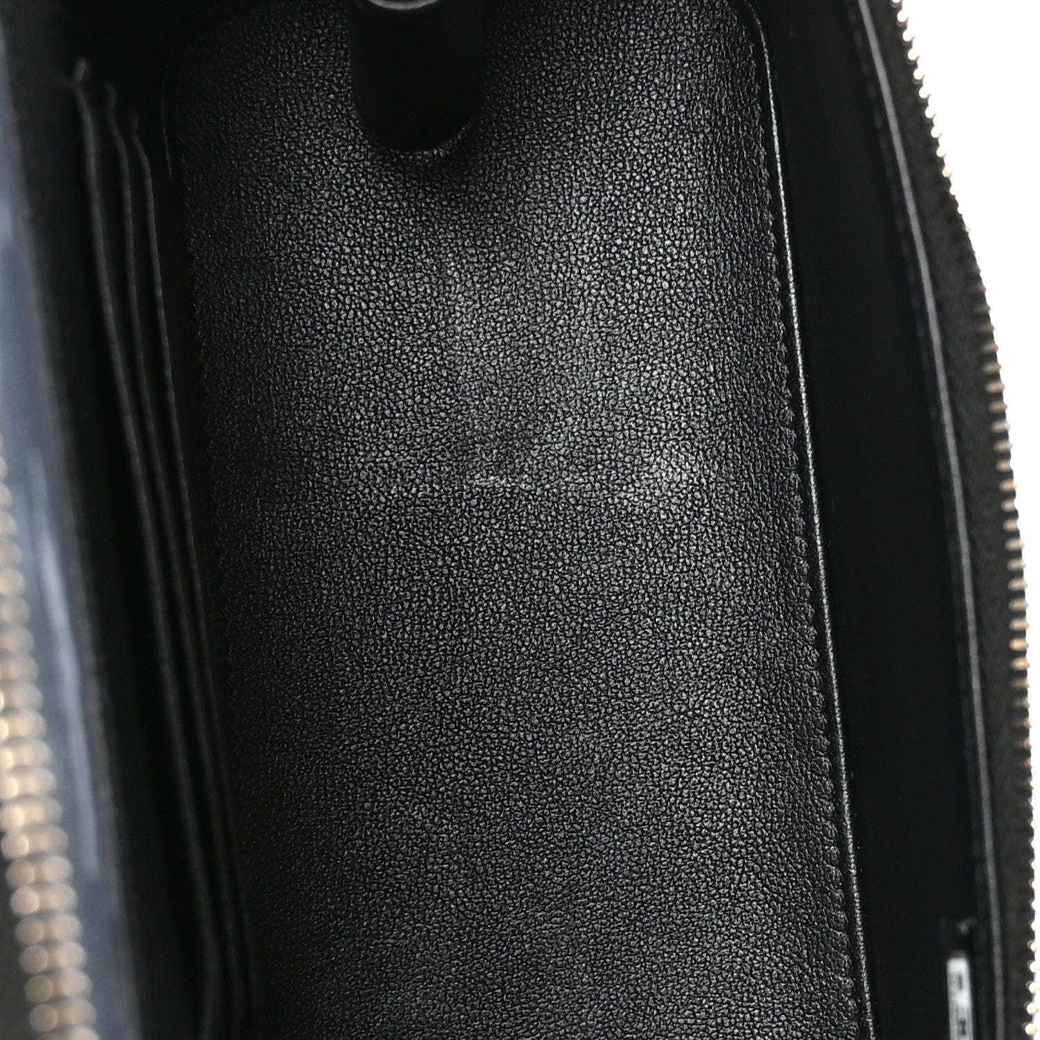 Lambskin Quilted Small Top Handle Vanity Case With Chain Black