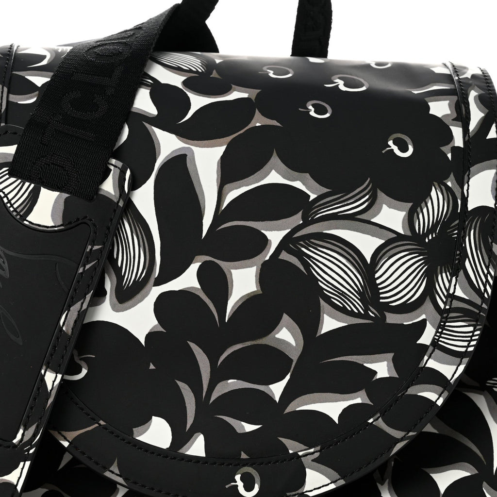 Gommato Calfskin Petunia Explorafunk Backpack Black White