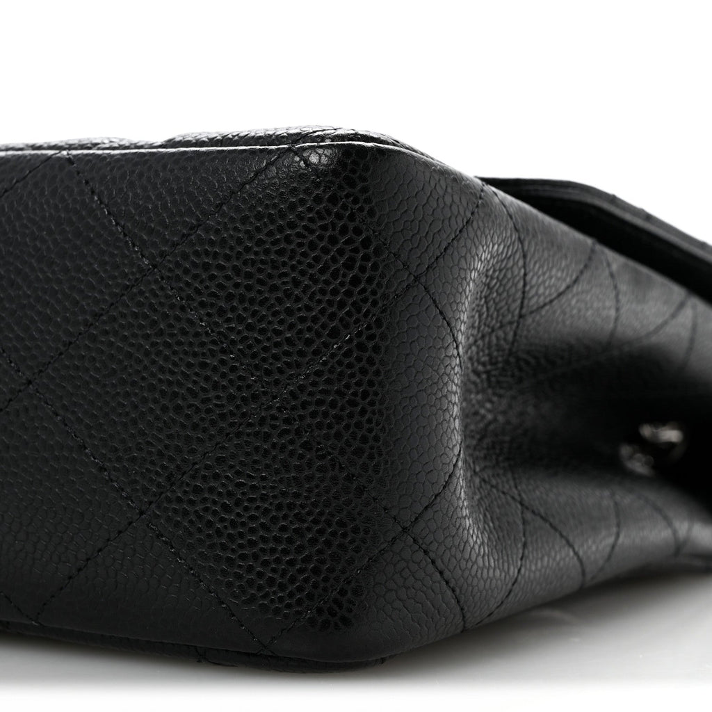 Caviar Quilted Jumbo Single Flap Black