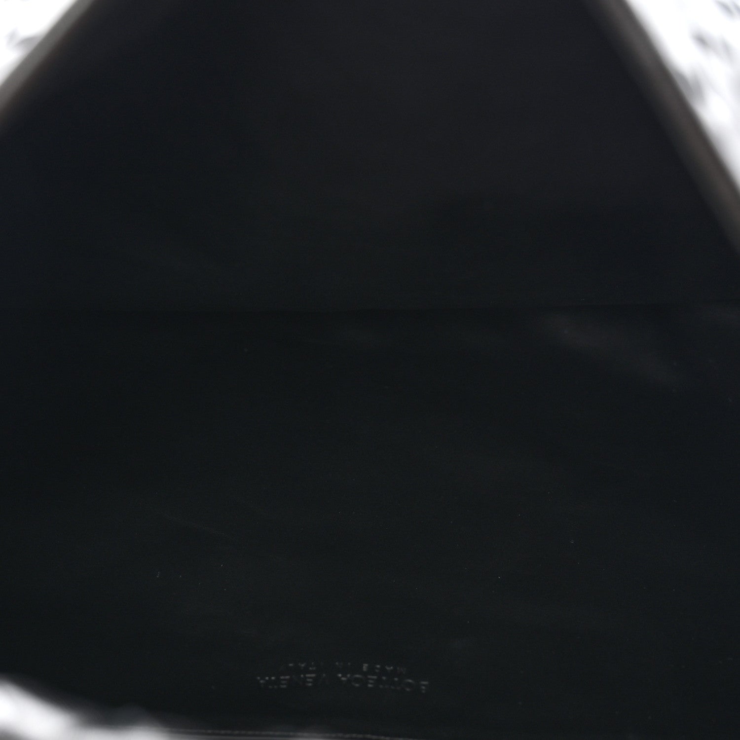 Calfskin Intrecciato Large Hop Black Black