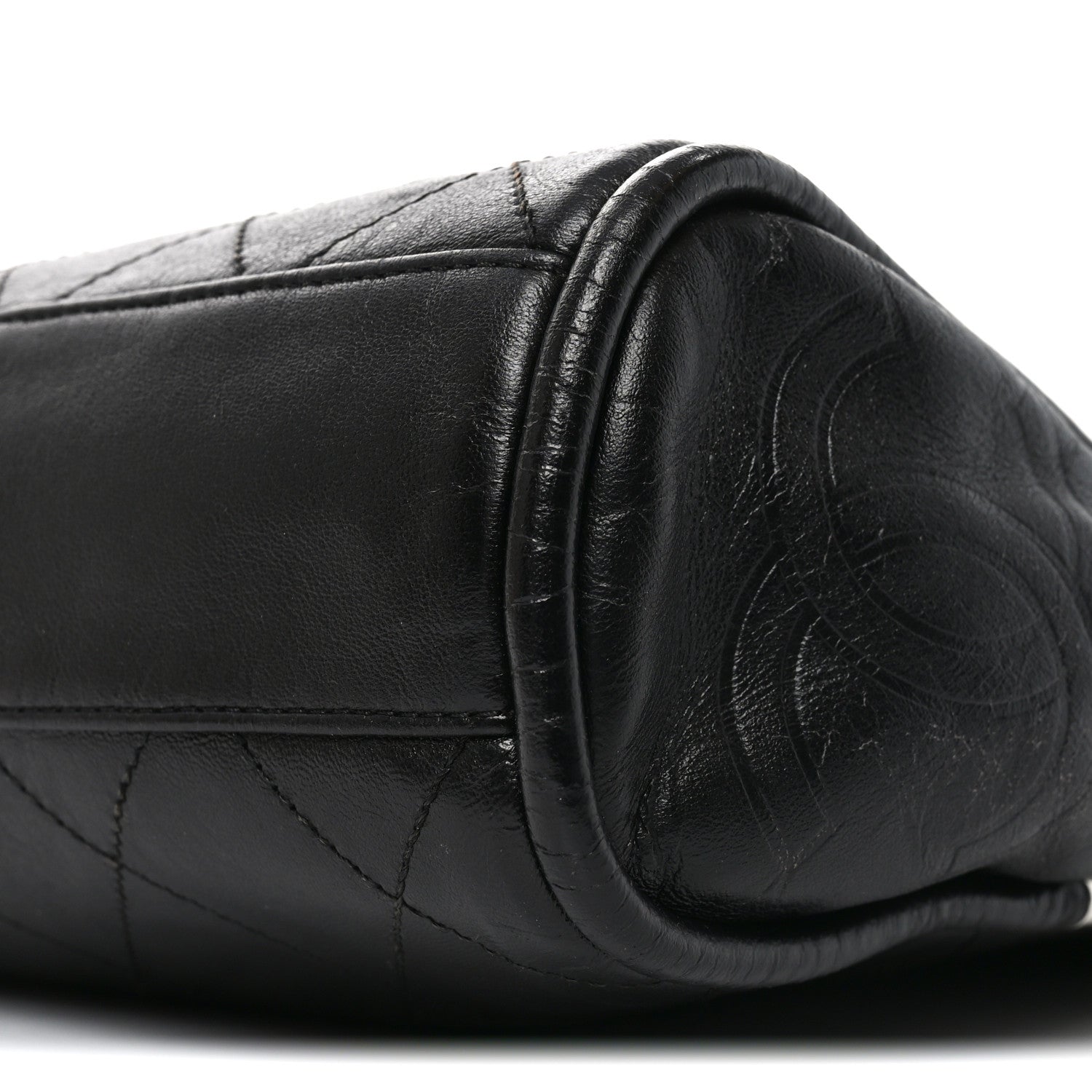 Lambskin Stitched Medium Ultimate Soft Tote Black