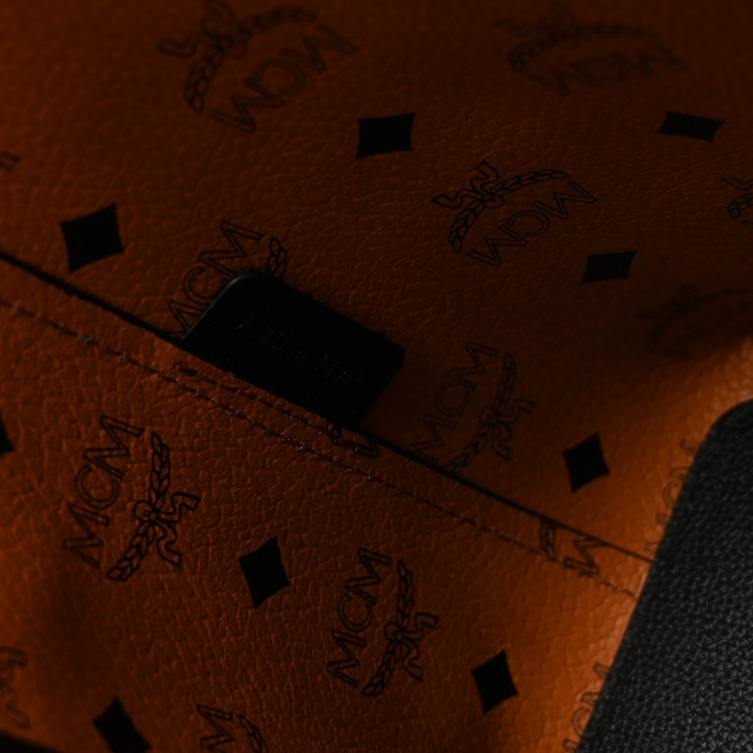 Grained Calfskin Mini Himmel Shopper Tote Black