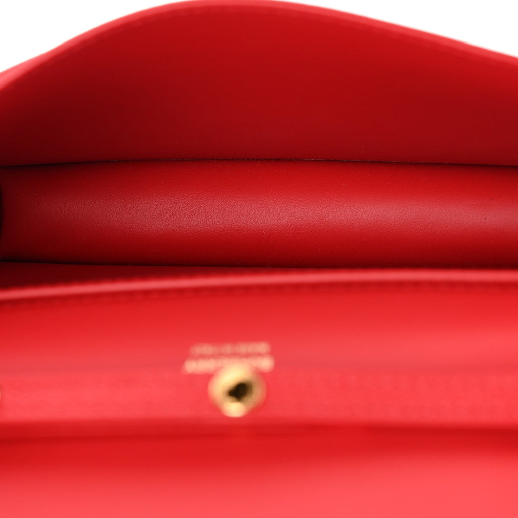 Smooth Calfskin Logo Embossed Hampshire Crossbody Red