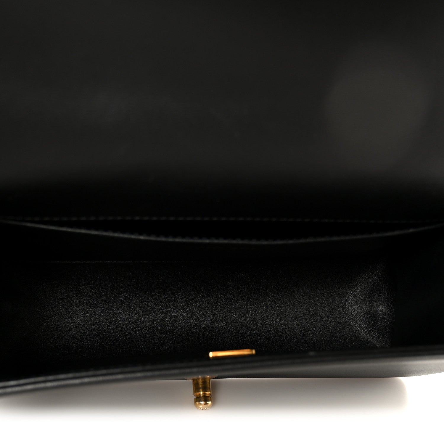 Calfskin Quilted Medium Boy Flap Black