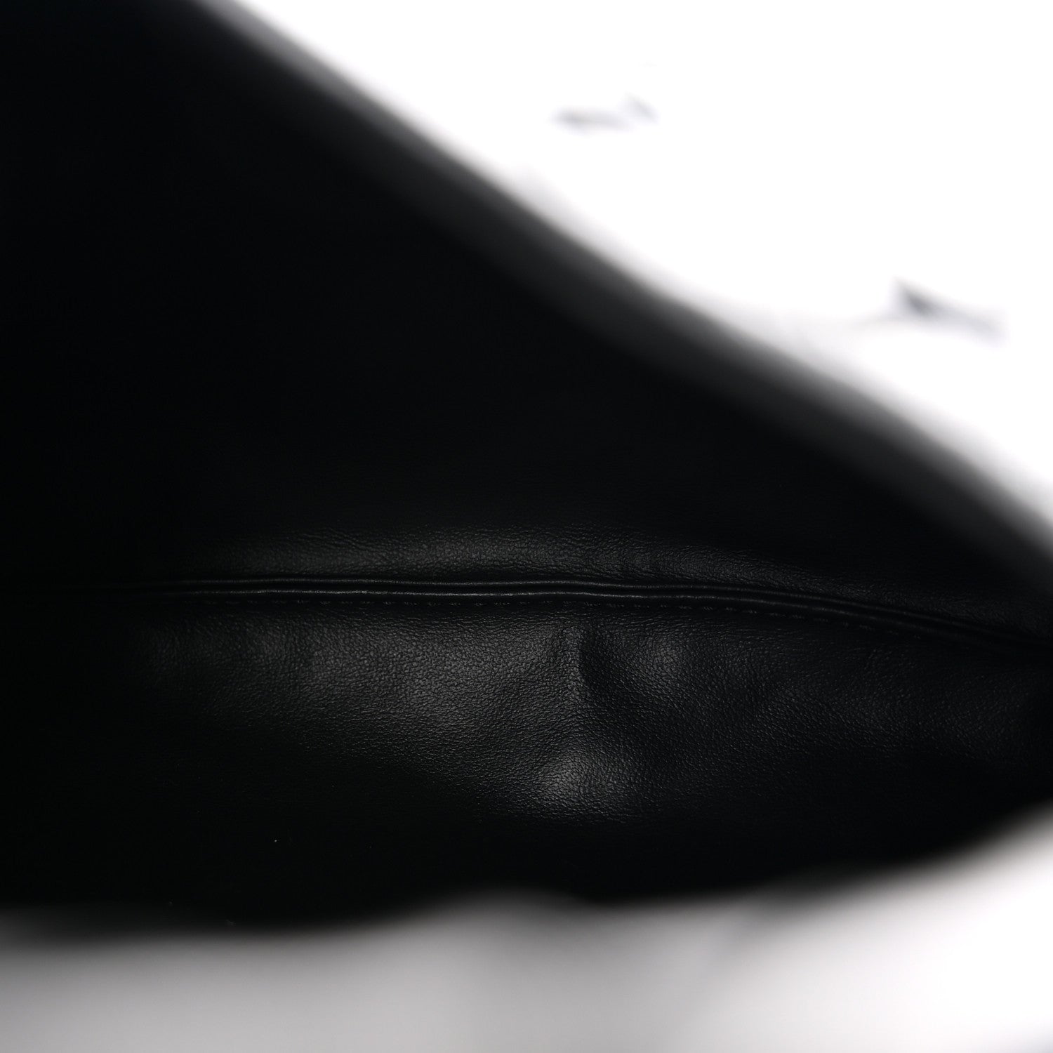 Calfskin Intrecciato Mini Hop Black