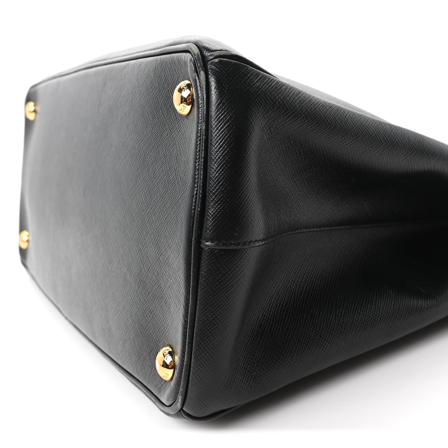 Saffiano Medium Galleria Double Zip Tote Black
