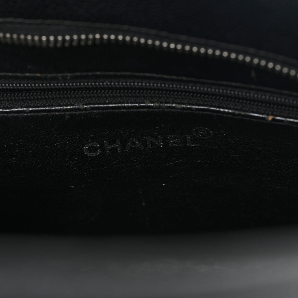 Caviar Quilted Medallion Tote Black