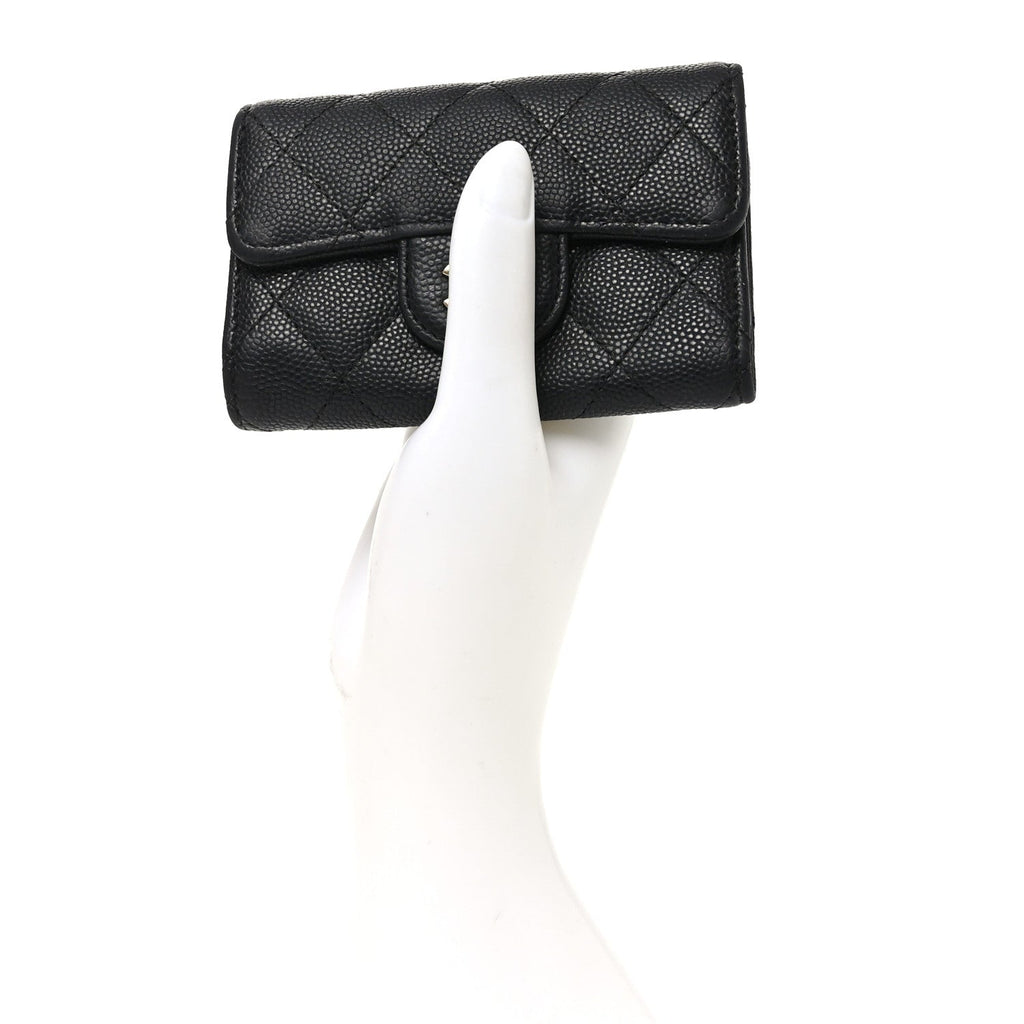 Caviar Quilted Classic 4 Key Holder Wallet Black