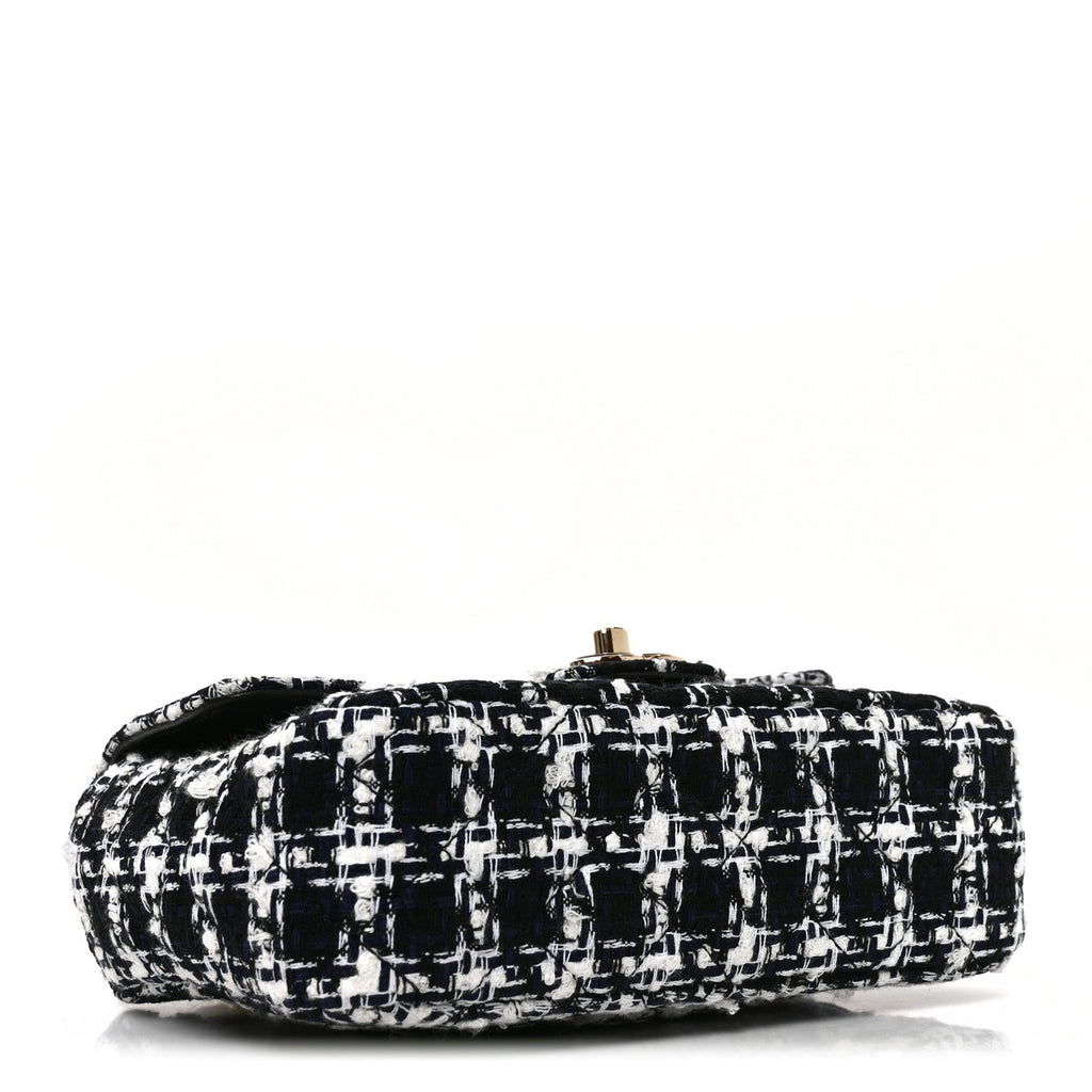 Tweed Resin Quilted Mini Heart Square Flap Navy White Black